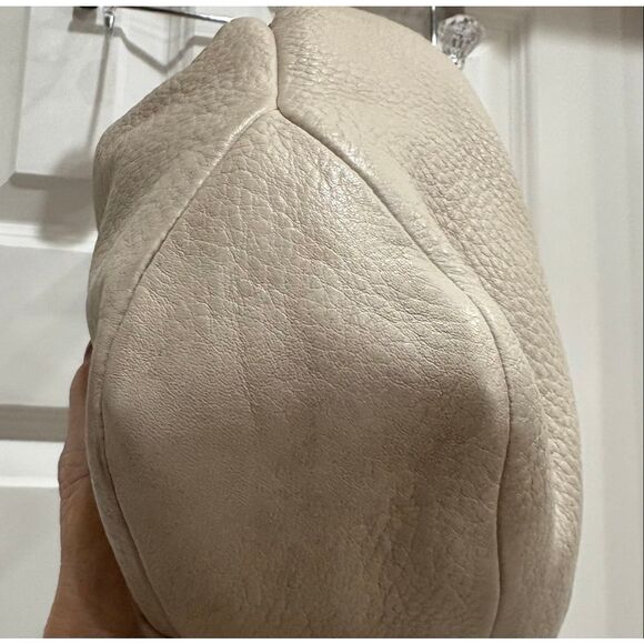 COACH - 🎉HP🎉 “Julia" Cream Pebbled Leather Hobo Ergo Bag - Retired - Picture 12 of 14